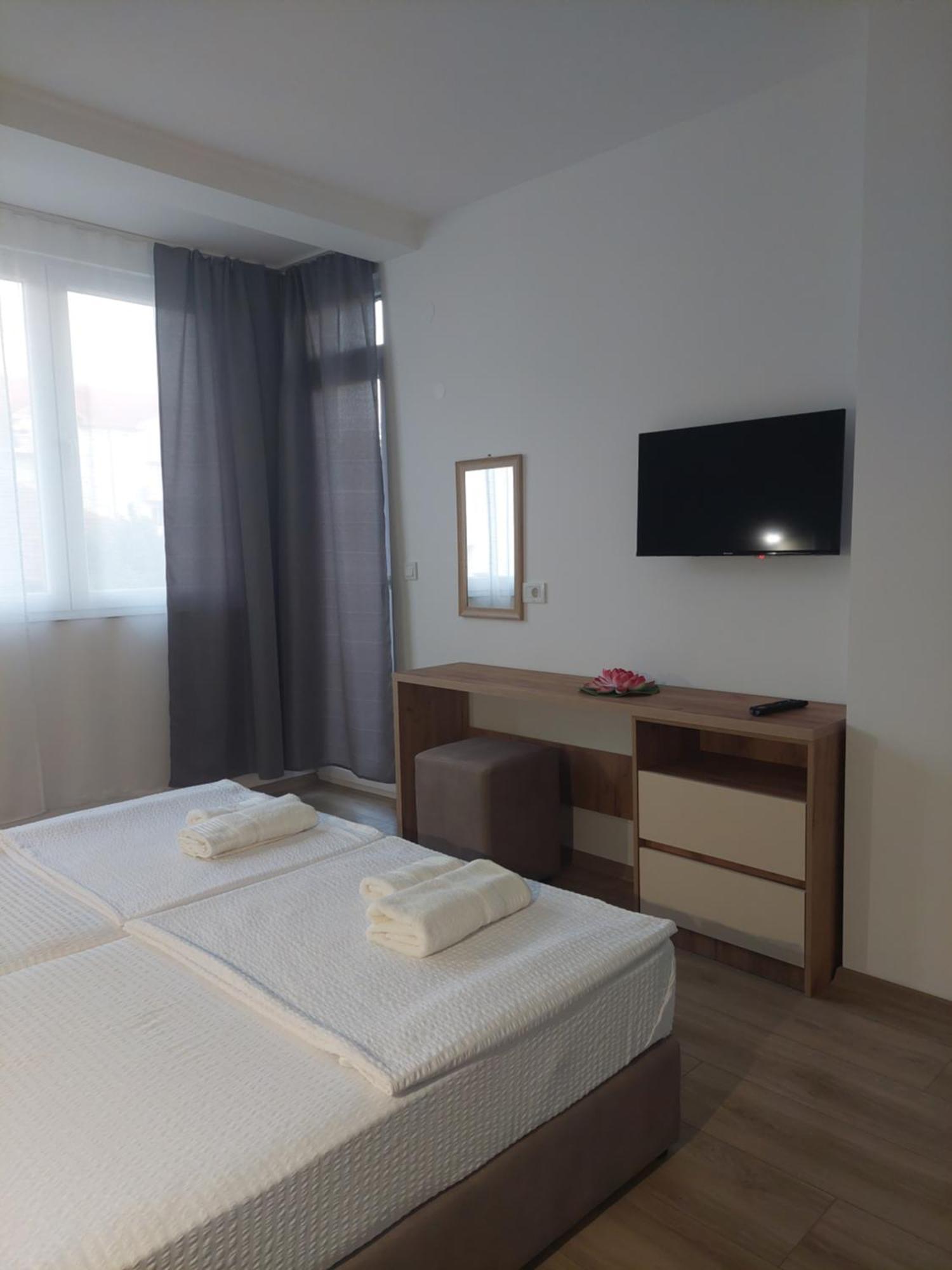 Lotos Apartments Struga Exteriör bild